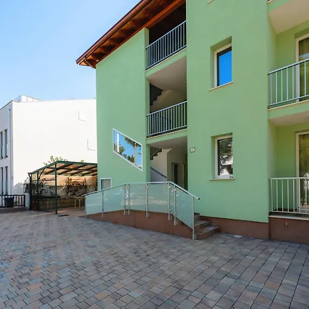 Malerisches Nur 280 Meter Zum Mit Grill, Klima, Wifi * Umago